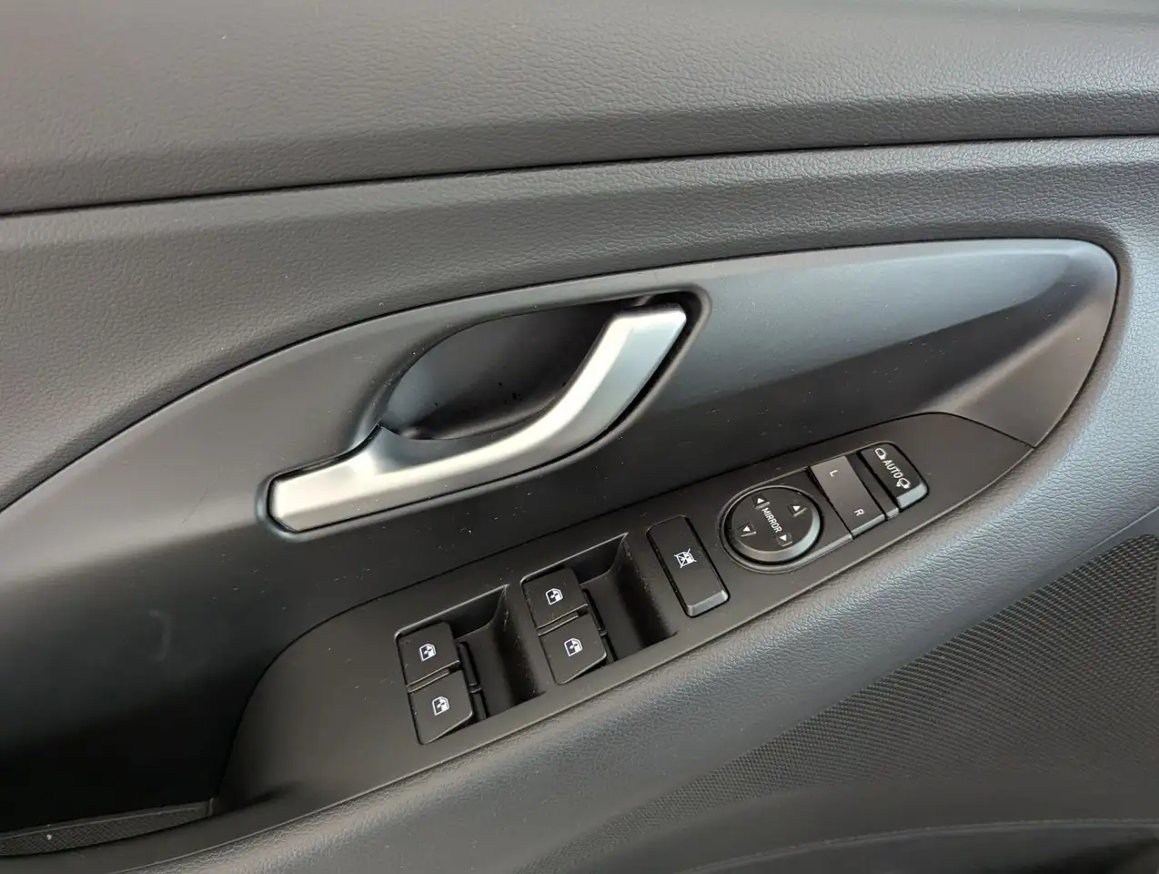 Hyundai i30 1.5 T-GDI DCT Trend MHEV Cam Navi LED-Paket, миниатюра 22