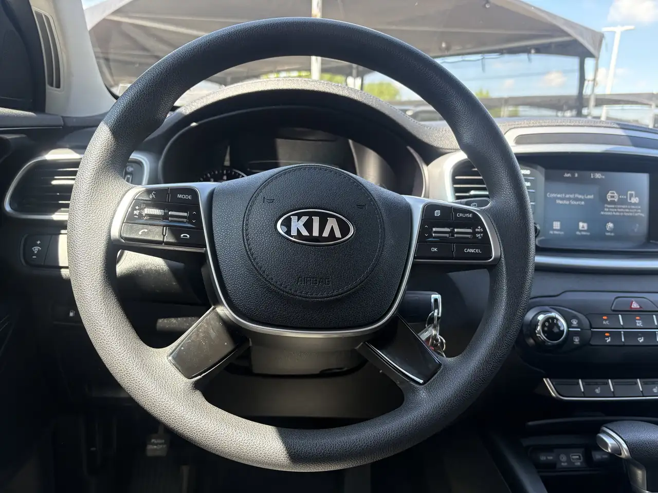 Kia Sorento снимка Kia Sorento