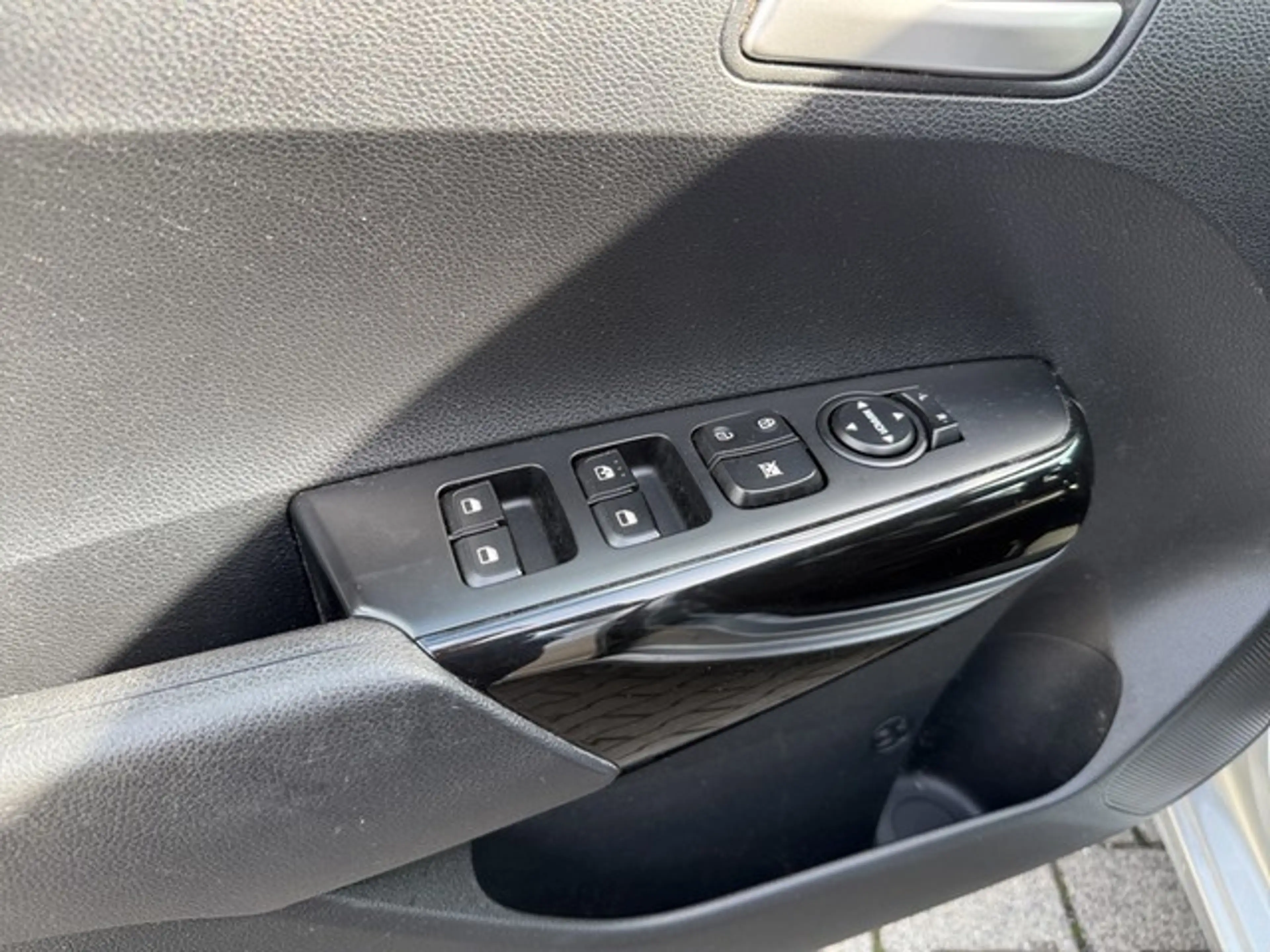 Kia Picanto 1.0 Dream Team Sitzhzg+Klima+Lenkradhzg+BT+ALU+ — photo 14