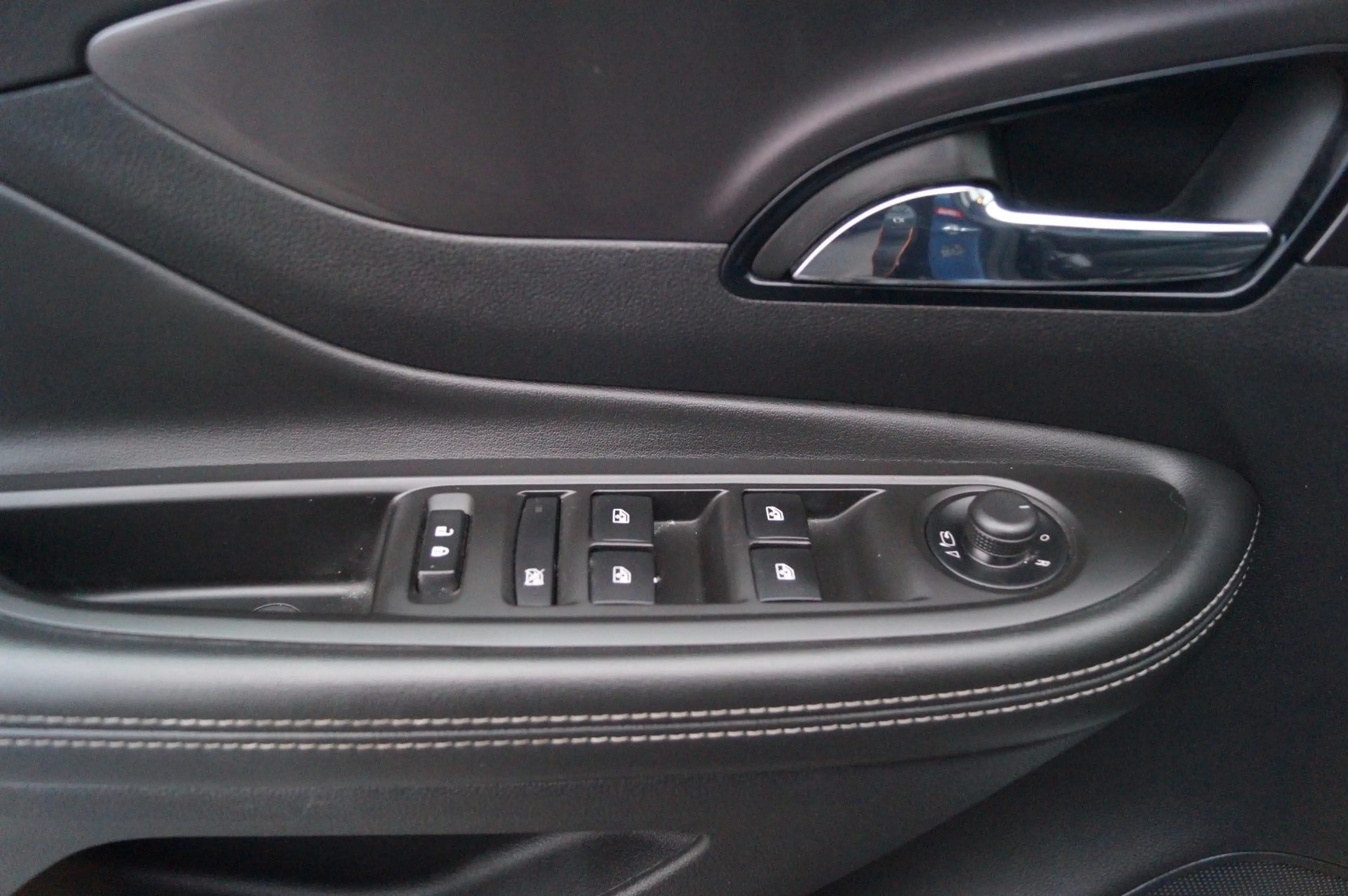 Opel Mokka X Innovation Leder LED Navi Kamera Tempo — photo 14