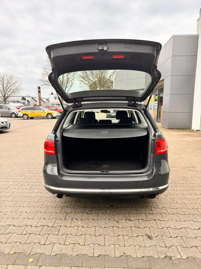 Volkswagen Passat 1.4 TSI Comfortline BMotion Tech Variant Comfortli Grey - 2