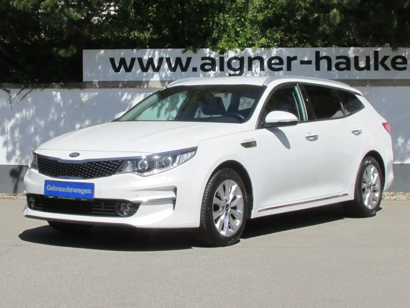 Kia Optima Wagon 1,7 CRDi ISG Gold DCT Weiß - 1