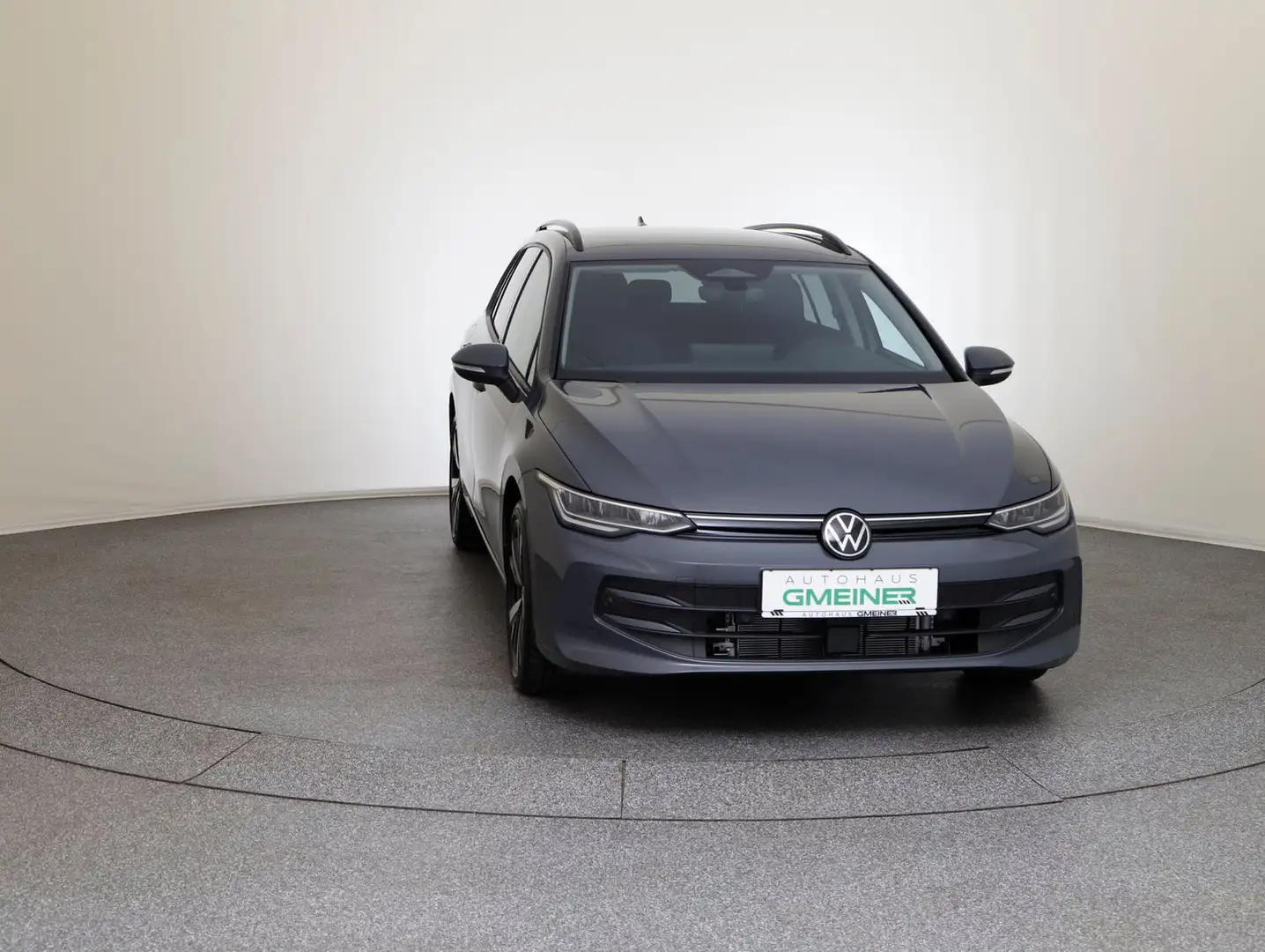 Volkswagen Golf Variant Business mHeV DSG Grau - 2