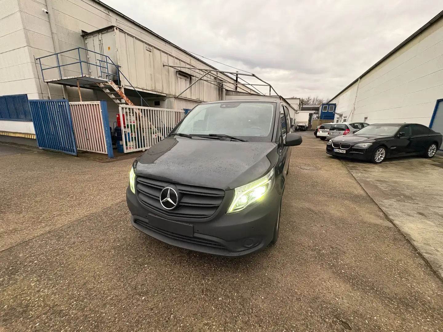 Mercedes-Benz Vito 110/114/116/119 CDI SELECT RWD lang (447.603) Grijs - 2