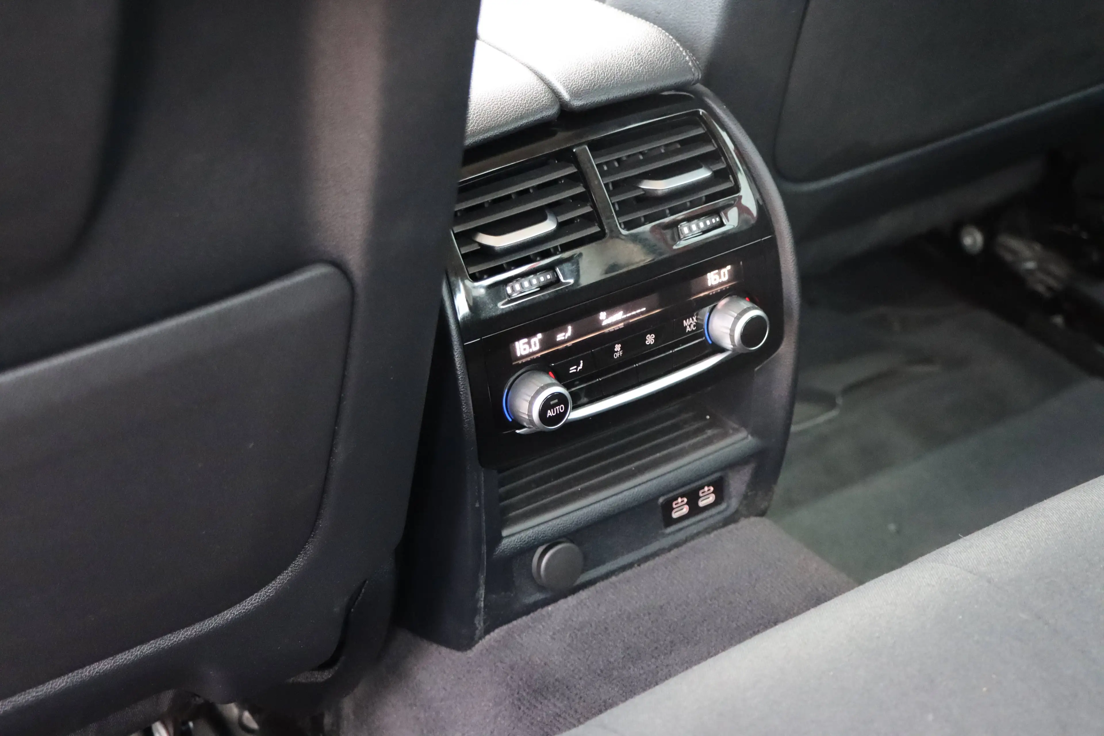 BMW 520 520 d |Head-up-Display|Parkassistent-Paket|360° Kamera| — photo 12