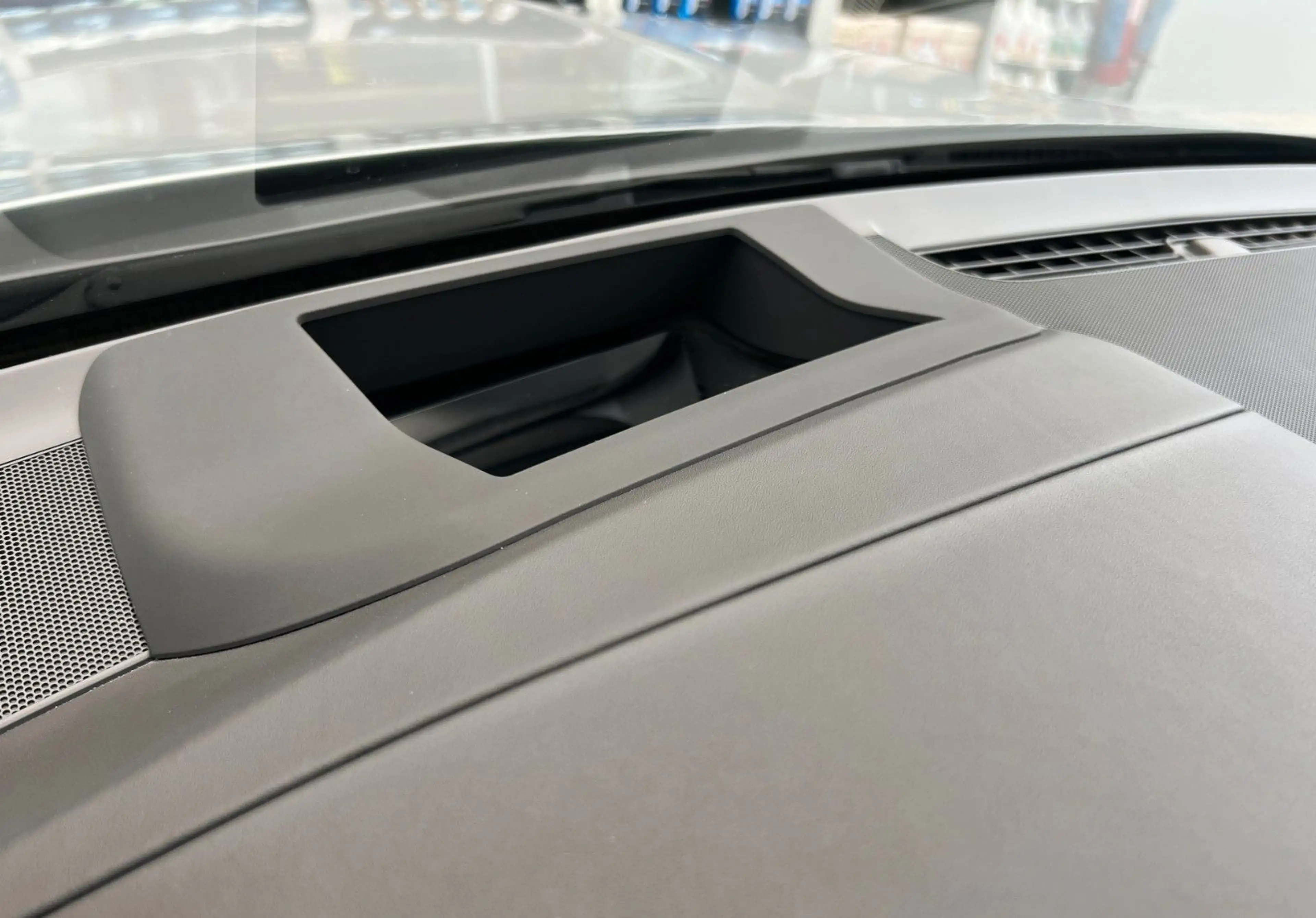 Bentley Bentayga 4.0 V8 CARBON MULLINER PANO FOND ENT — photo 15