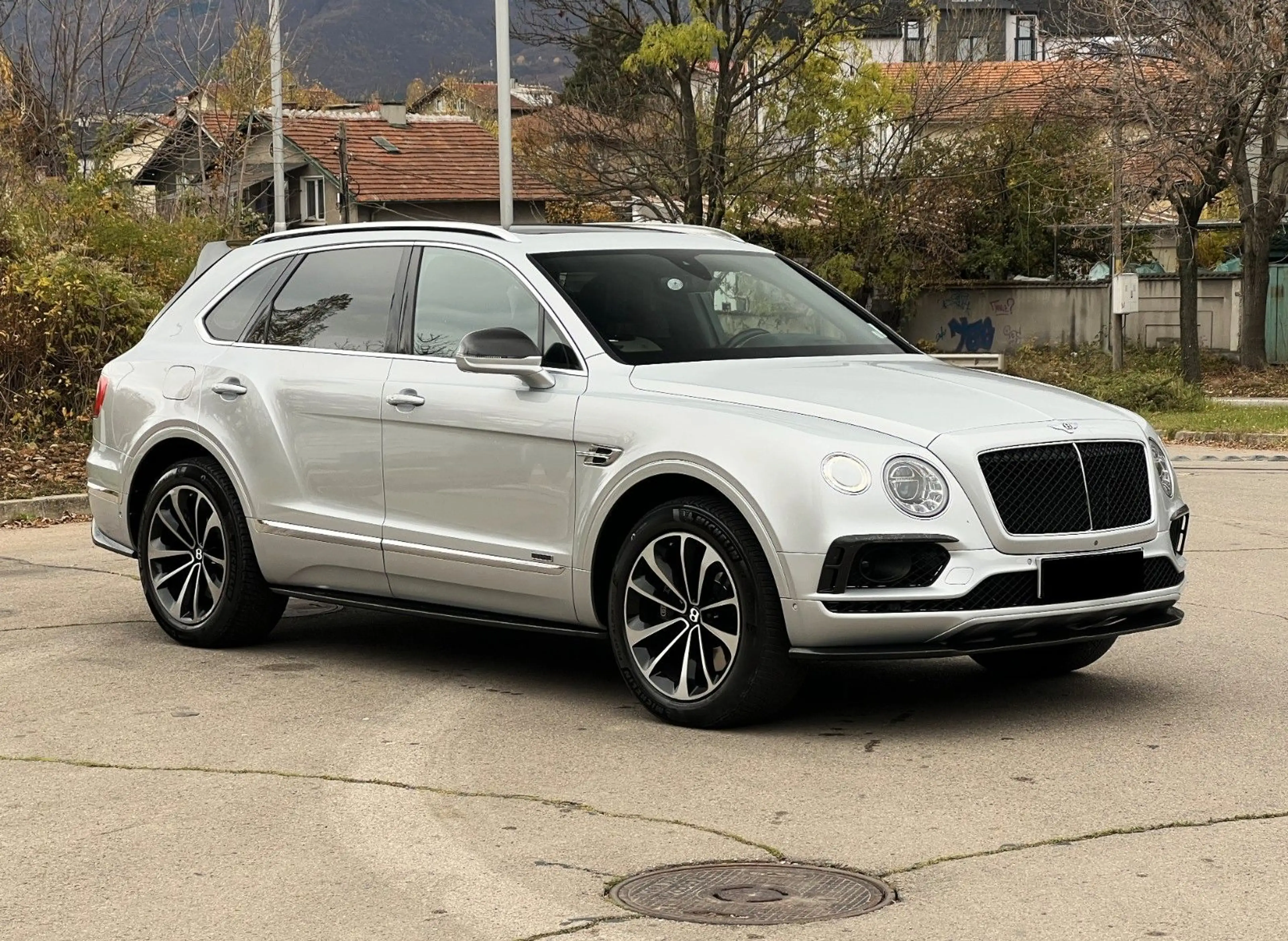 Bentley Bentayga 4.0 V8 CARBON MULLINER PANO FOND ENT