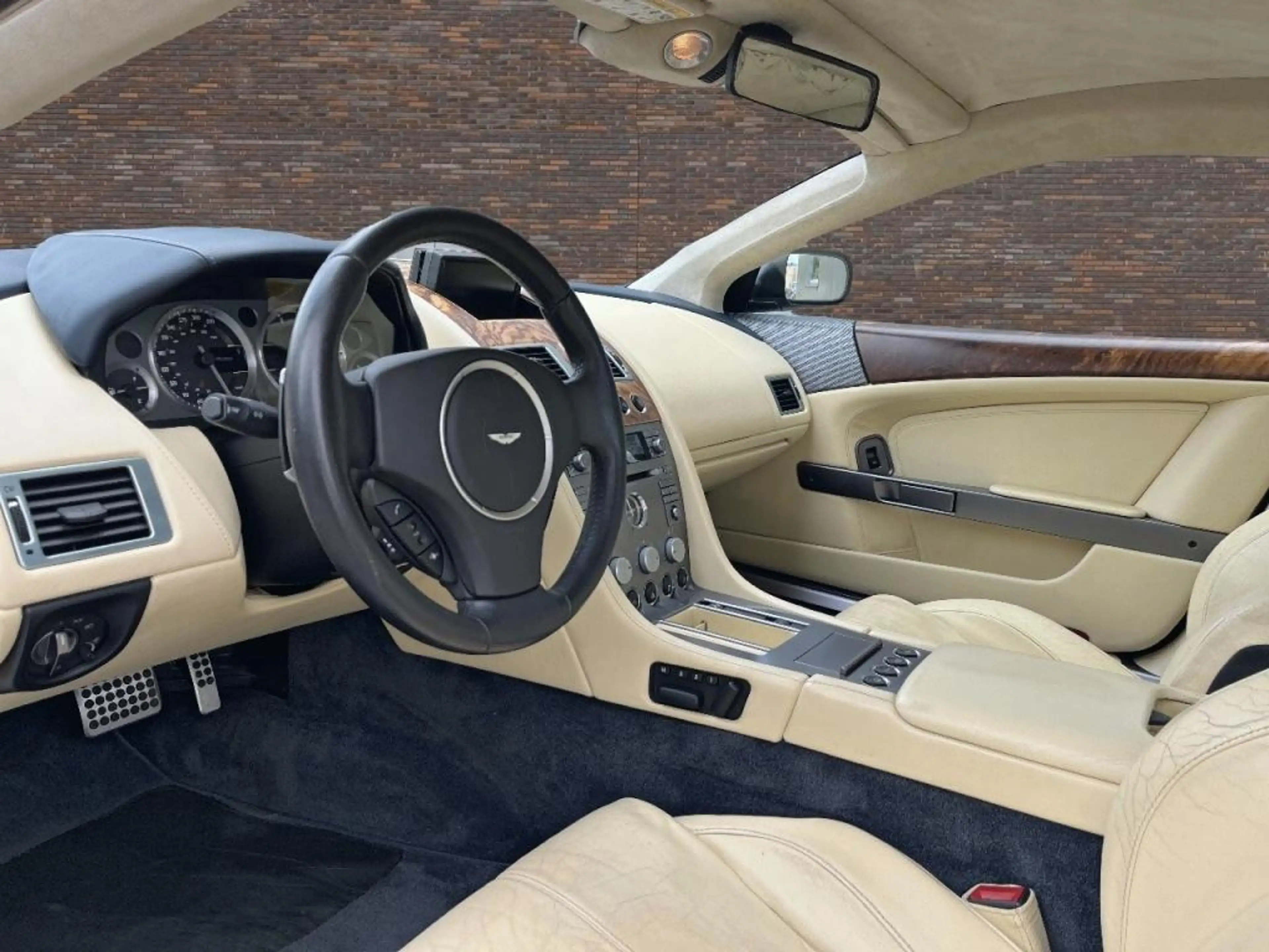 Aston Martin DB9 5.9 V12 Touchtronic 1e eigenaar Origineel Nederlan — photo 5