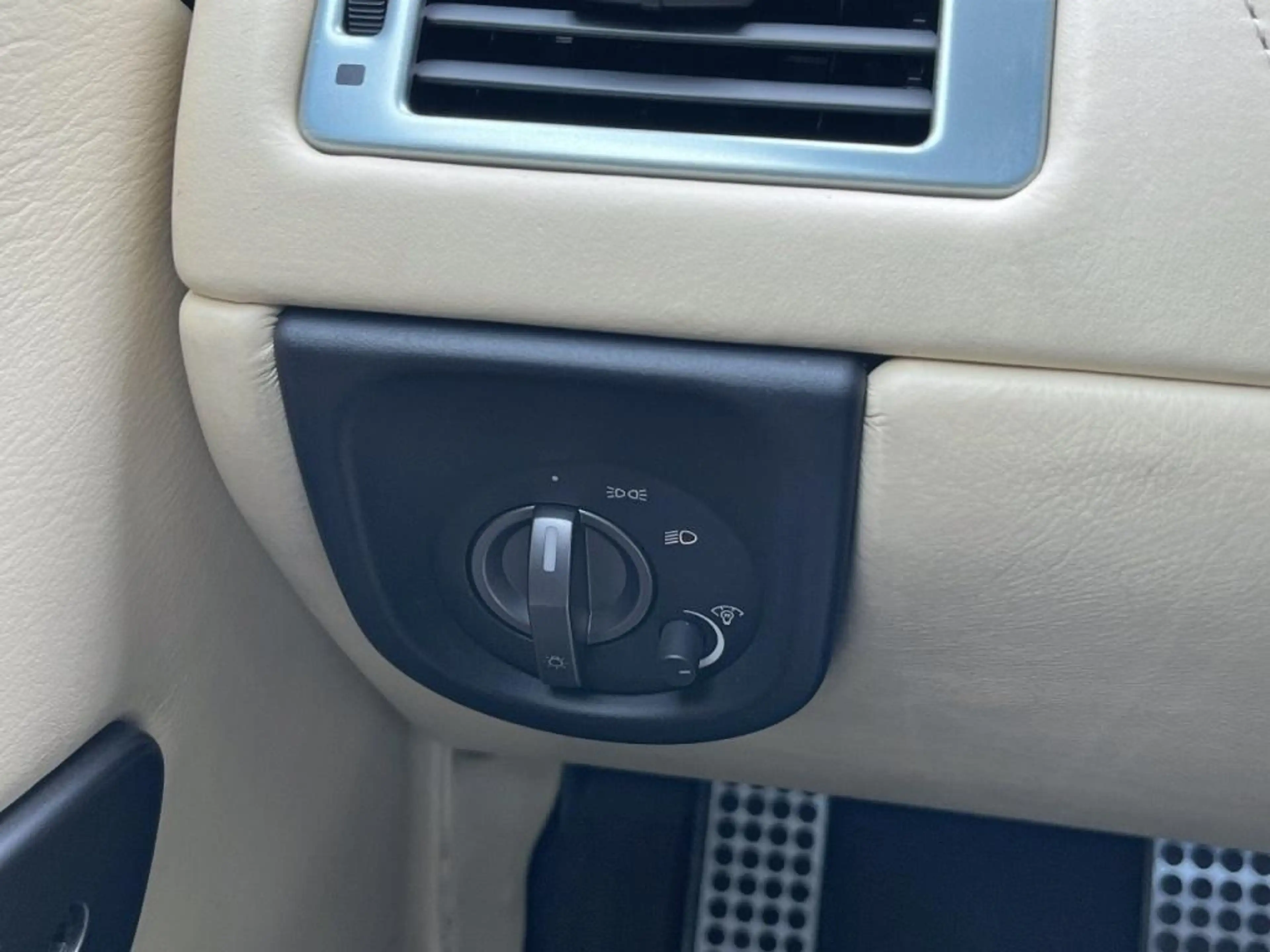 Aston Martin DB9 5.9 V12 Touchtronic 1e eigenaar Origineel Nederlan — photo 10