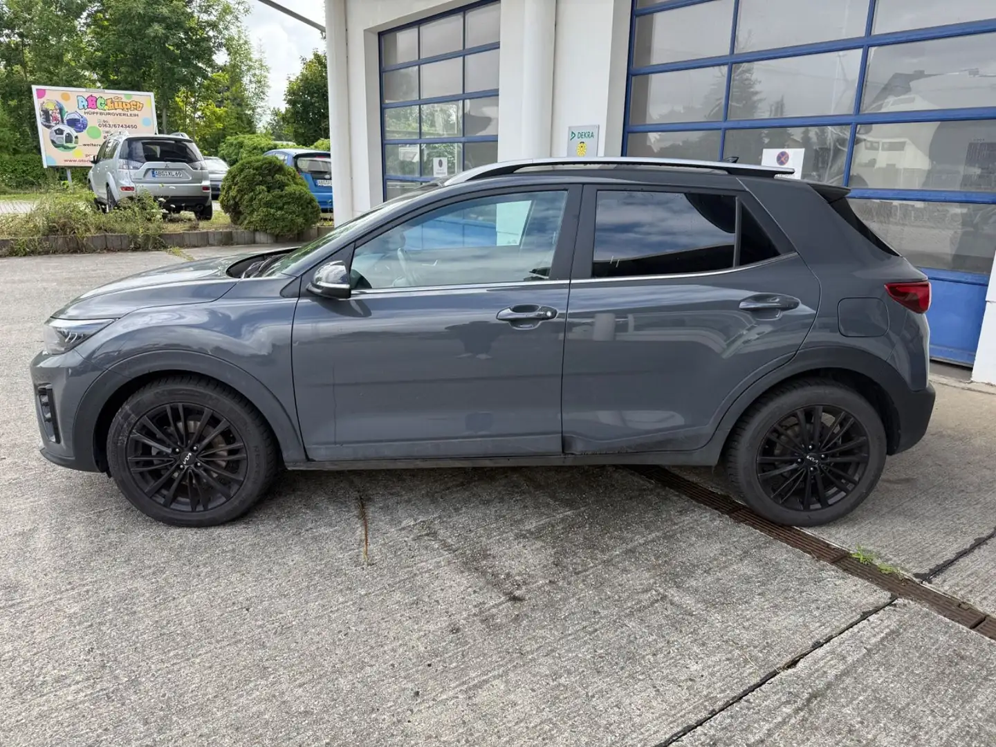 Kia Stonic 1.0T 120 48V M.Hybrid GTLine Tech/Navi/GD Grijs - 2