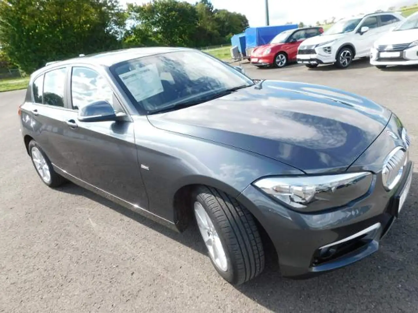 BMW 118 I Grau - 1