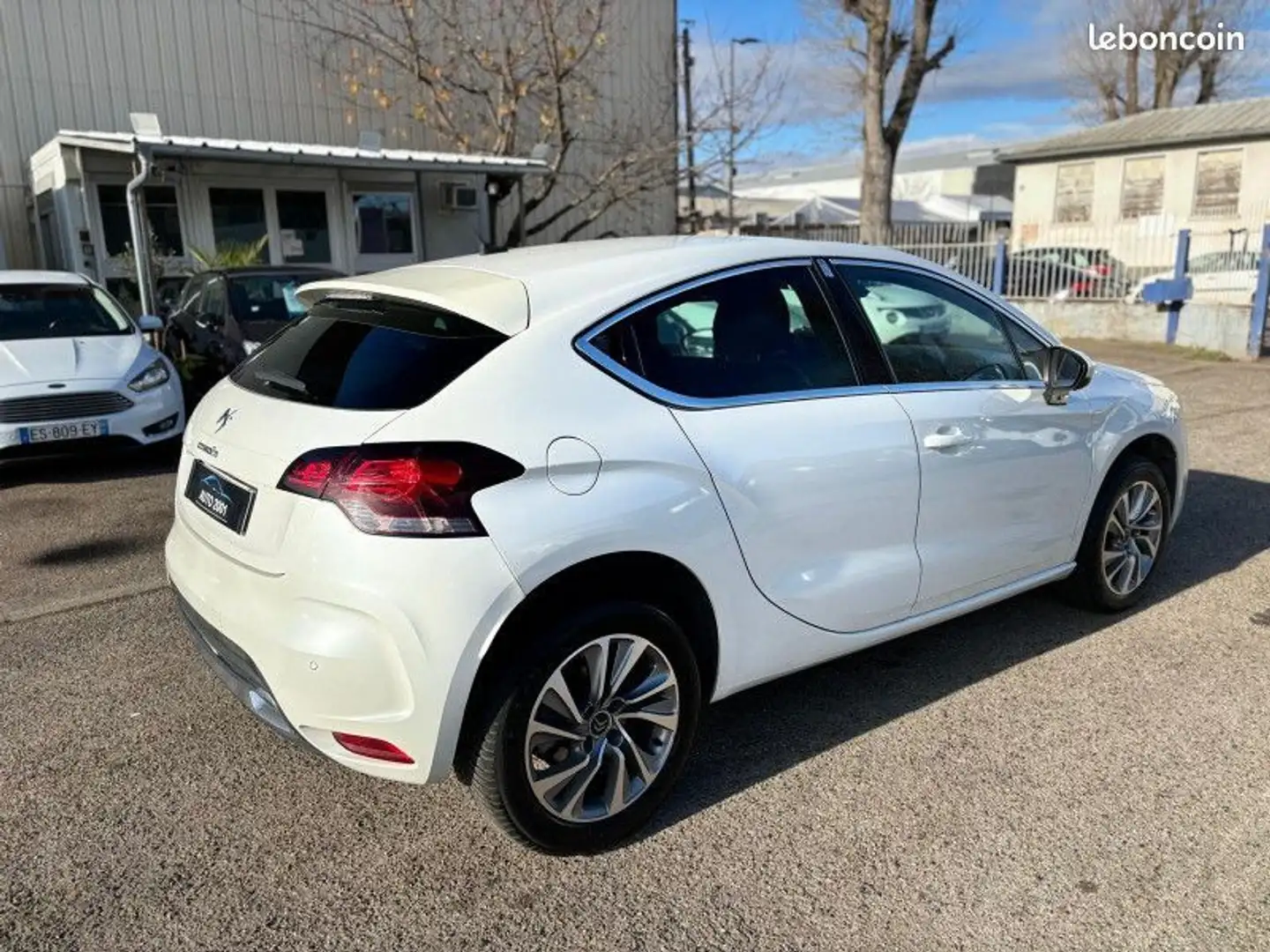 Citroen DS4 2.0 HDI160 FAP SO CHIC Blanc - 2