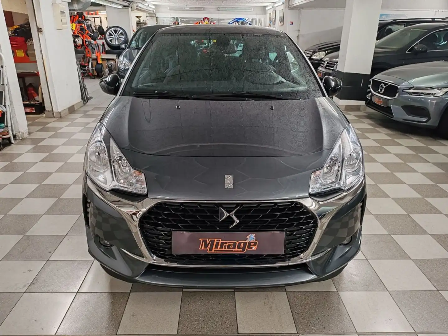 Citroen DS3 PureTech 110 S&S BVM5 So Chic Gris - 2