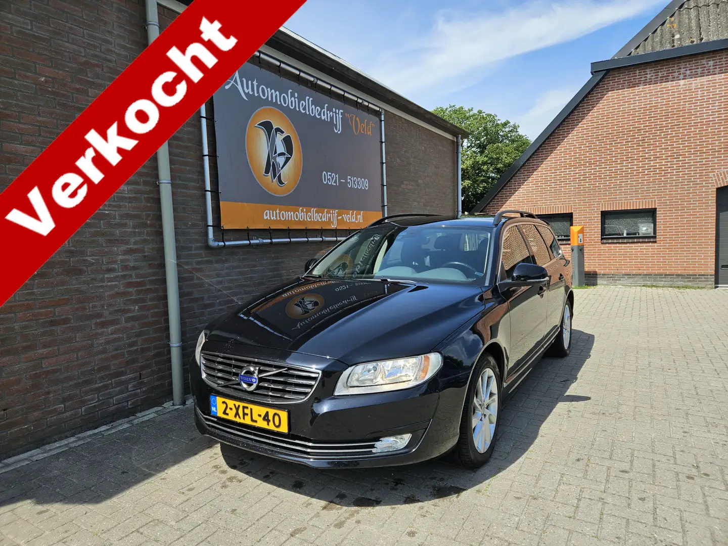 Volvo V70 2.0 D4 Momentum Negru - 1