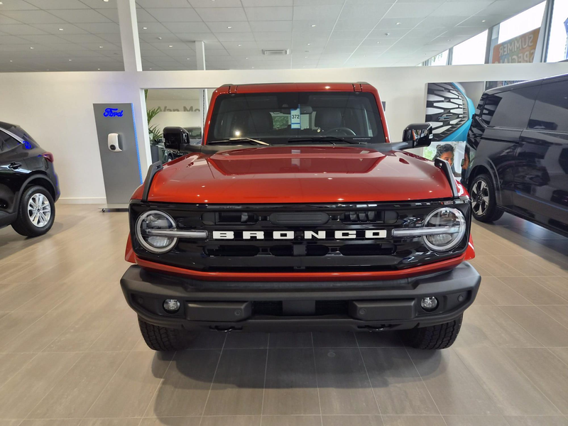 Ford Bronco Outer Banks (prijs professionelen) — photo 2