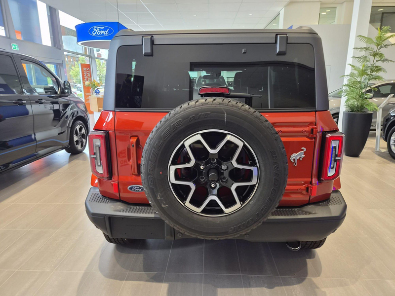 Ford Bronco Outer Banks (prijs professionelen) — photo 3