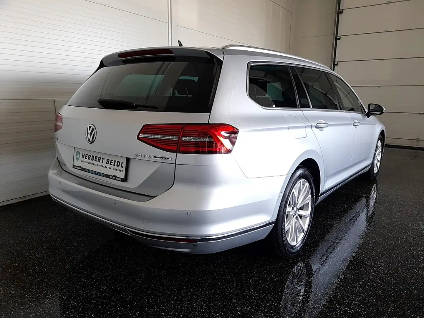 Volkswagen Passat Variant Highline 2,0 TDI DSG *LEDER / NAVI / TEMPOMAT /... Silver - 2