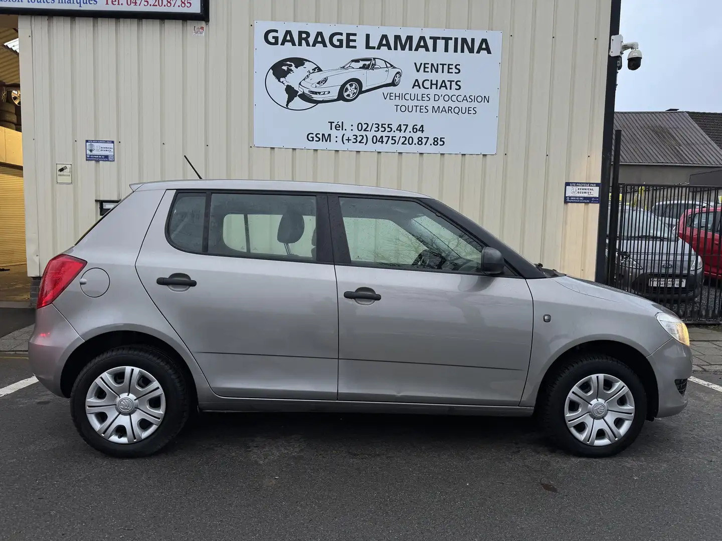 Skoda Fabia Fabia 1.2i Garantie 1 An ‼️ Beige - 1