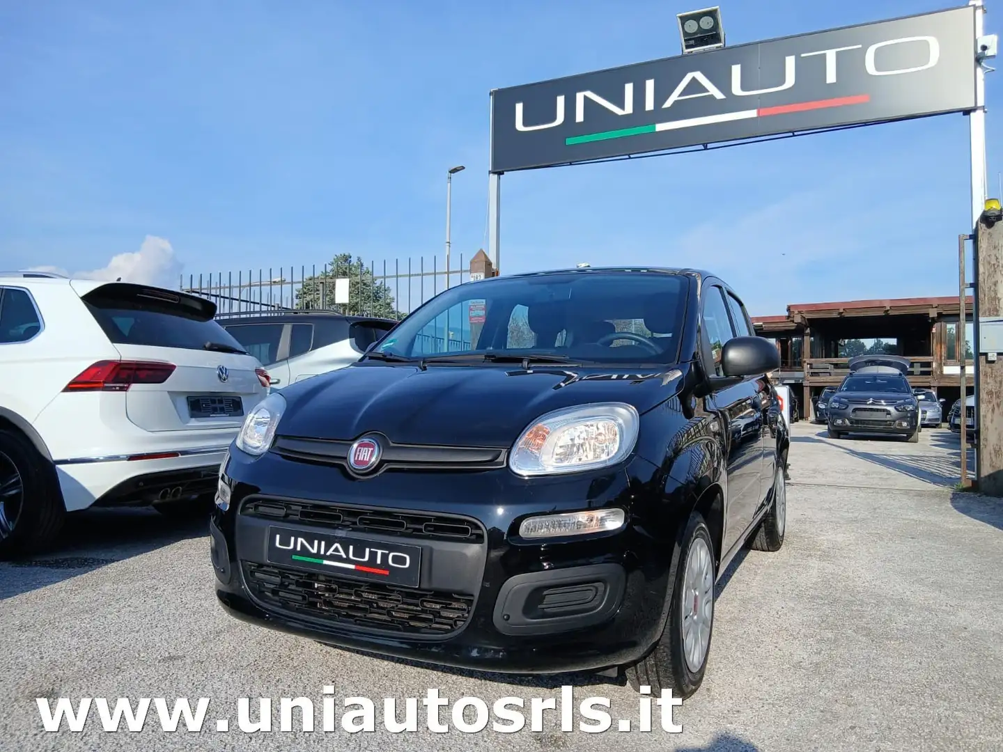Fiat New Panda 1.2 LOUNGE Negro - 2