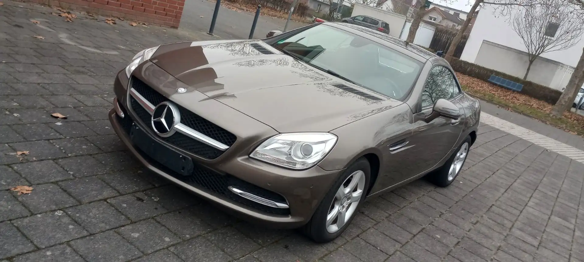 Mercedes-Benz SLK 200 Leder Airscarf Navi Panoramadach Grau - 1