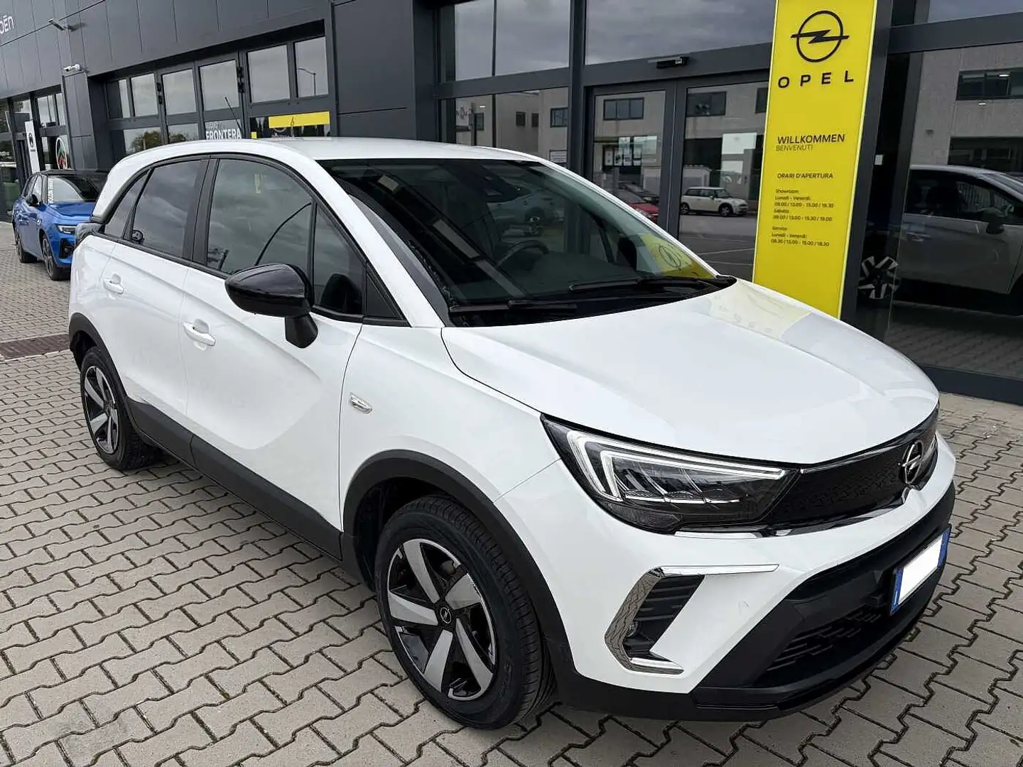 Opel Crossland 1.2 83 CV Design & Tech Wit - 1