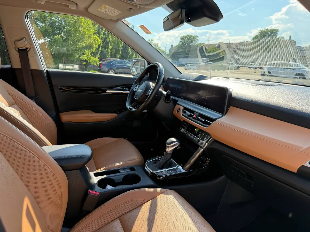Kia Seltos снимка Kia Seltos