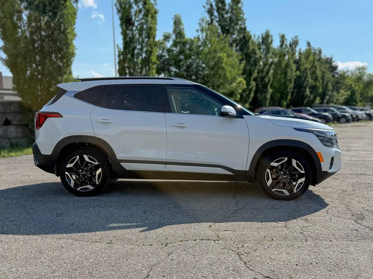 Kia Seltos снимка Kia Seltos