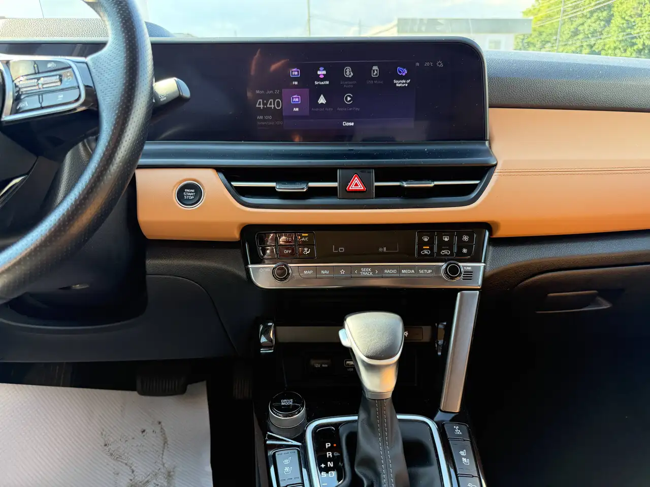 Kia Seltos снимка Kia Seltos