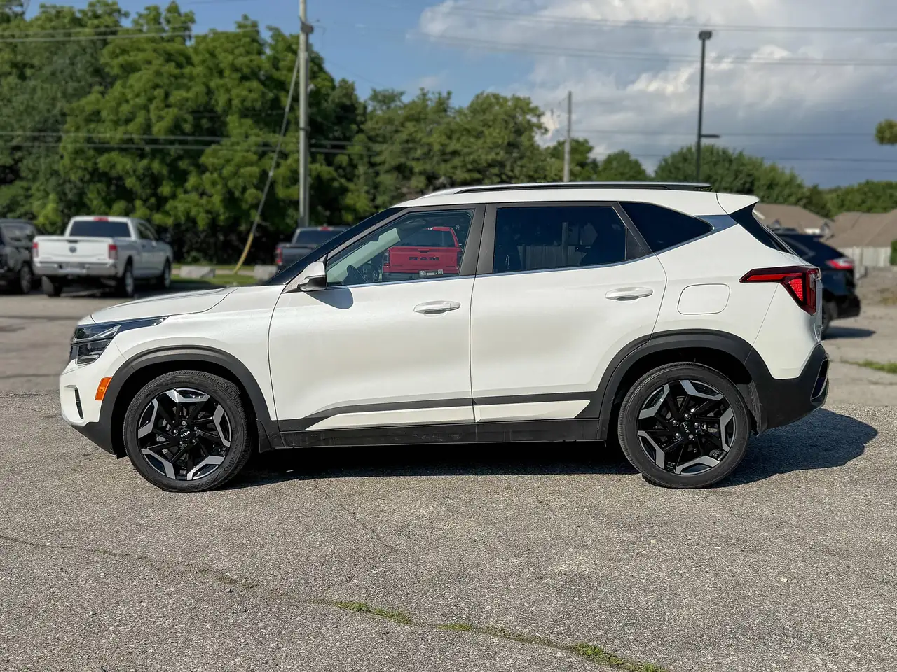 Kia Seltos снимка Kia Seltos