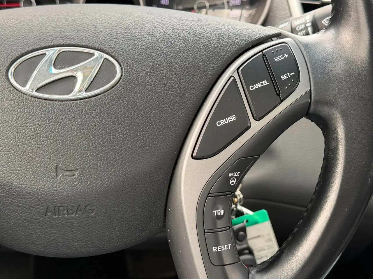 Hyundai ELANTRA снимка Hyundai ELANTRA
