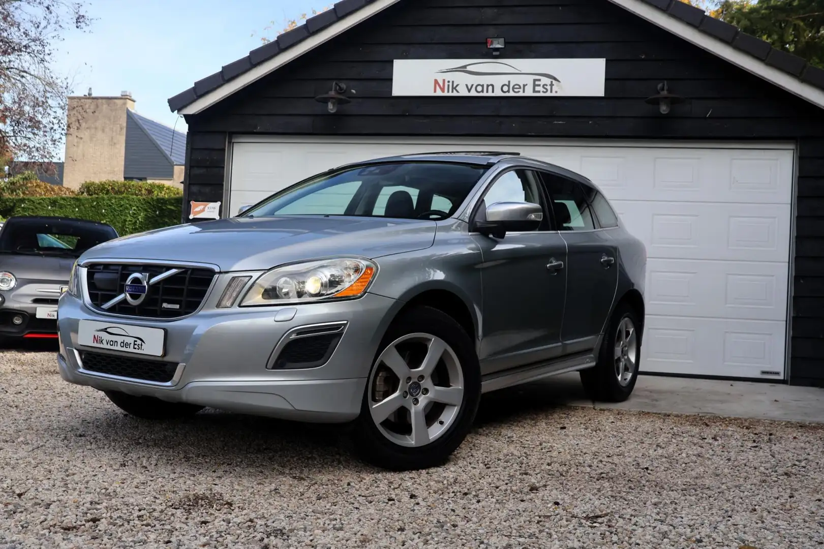 Volvo XC60 2.0 T5 R-Design-1e eigenaar!!!-Zeer net-Trekhaak Grau - 2
