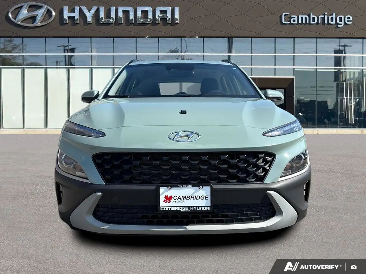 Hyundai KONA снимка Hyundai KONA