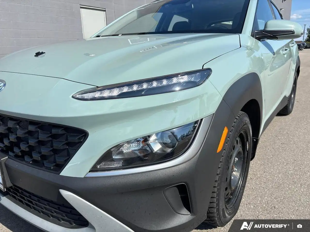 Hyundai KONA снимка Hyundai KONA