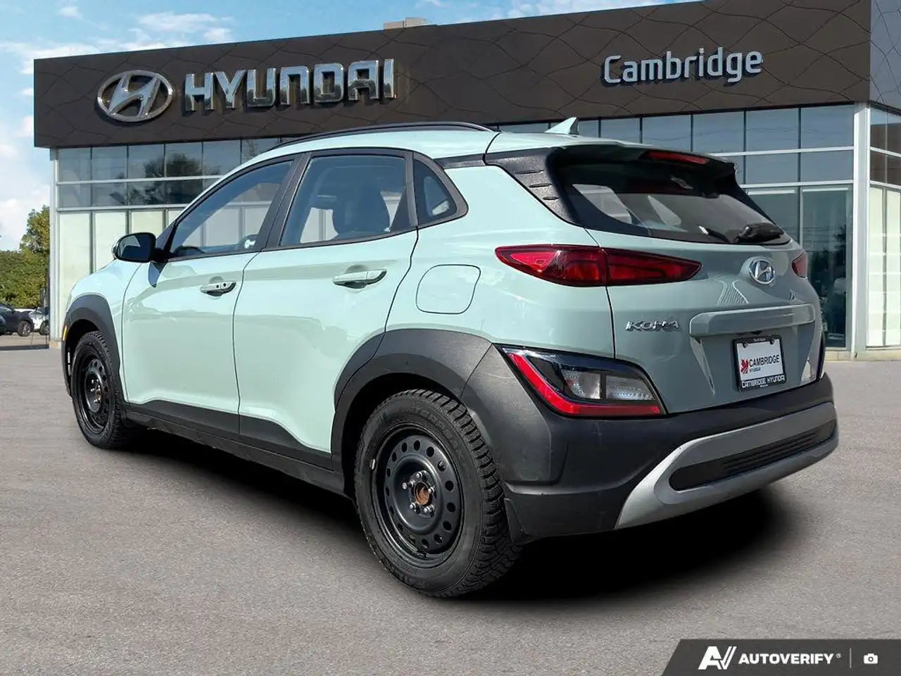 Hyundai KONA снимка Hyundai KONA