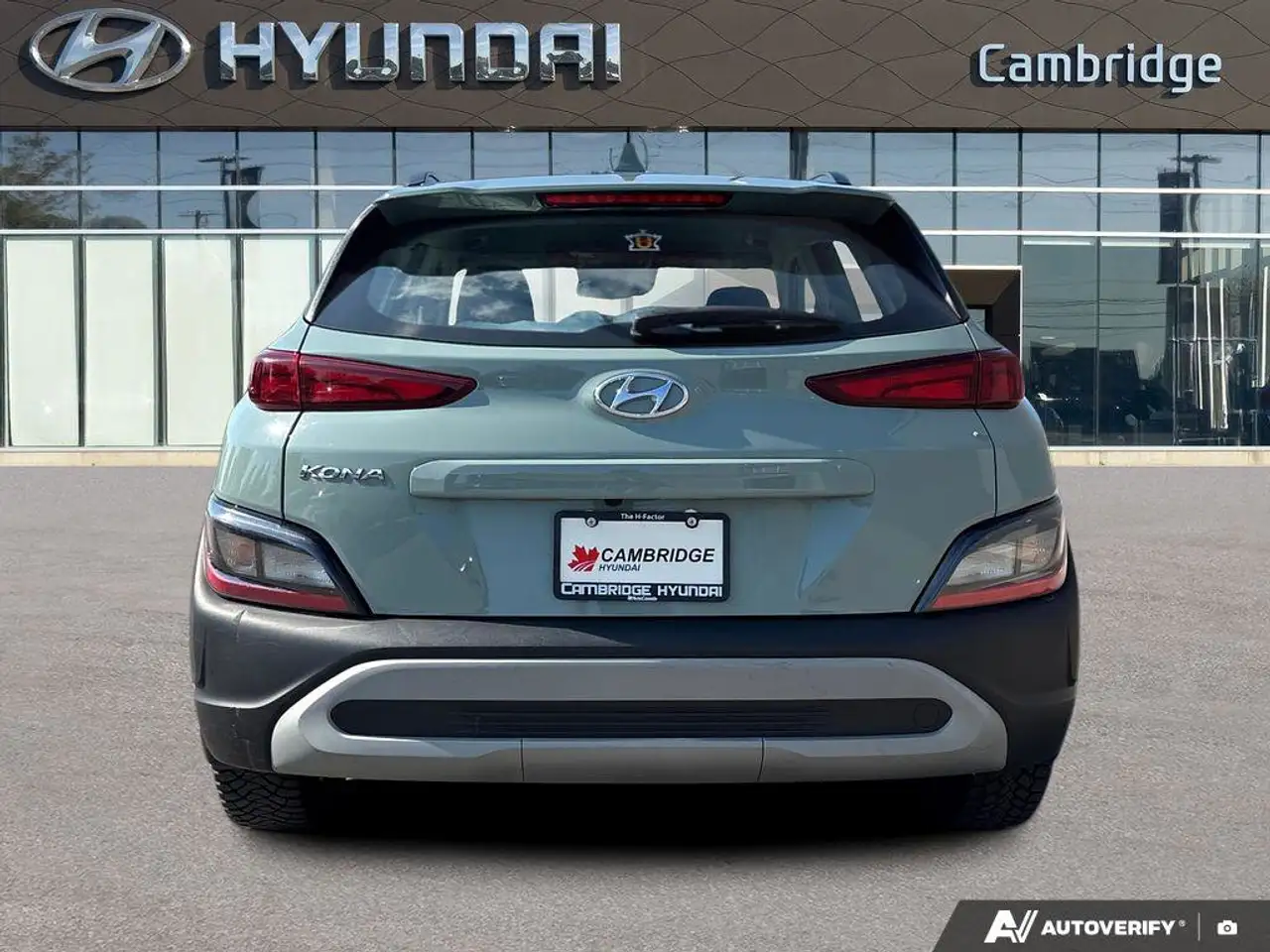 Hyundai KONA снимка Hyundai KONA