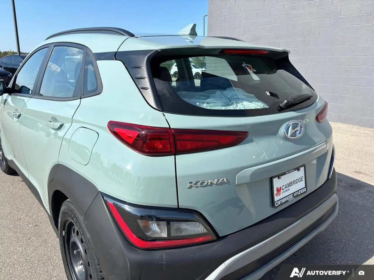 Hyundai KONA снимка Hyundai KONA