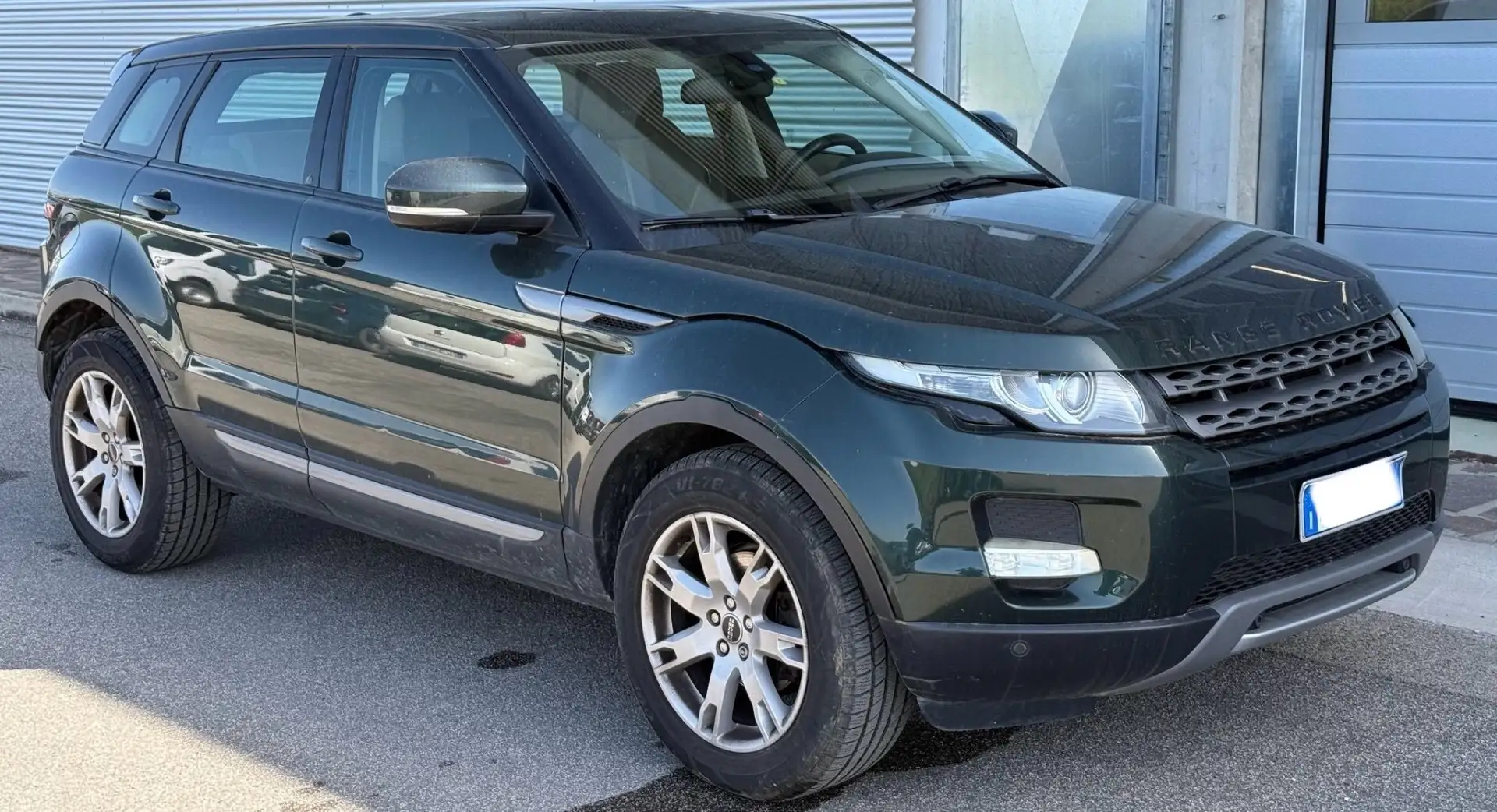 Land Rover Range Rover Evoque RANGE ROVER Evoque 2.2 TD4 5P PRESTIGE Groen - 1