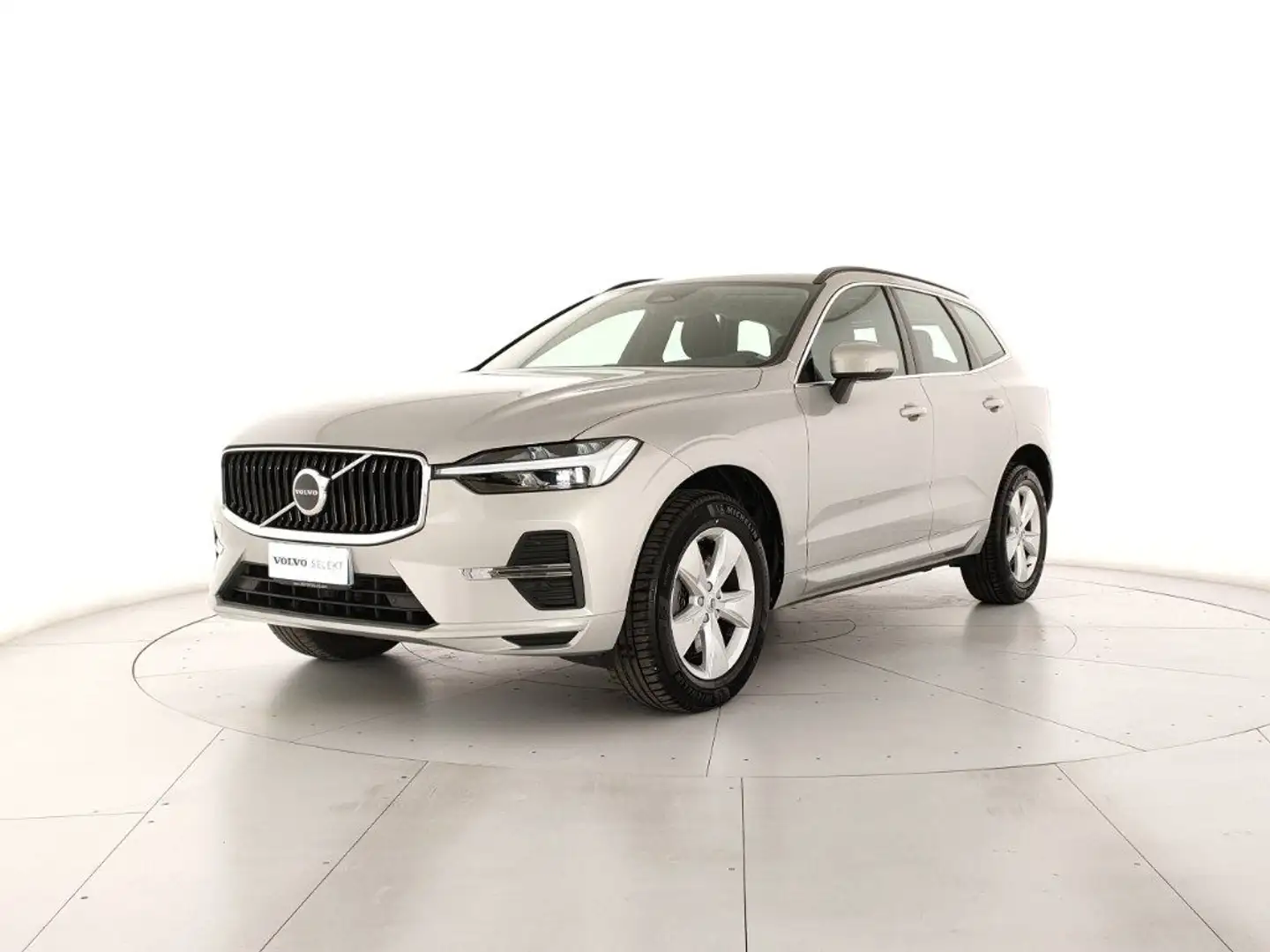 Volvo XC60 B4 automatico Core Argento - 2