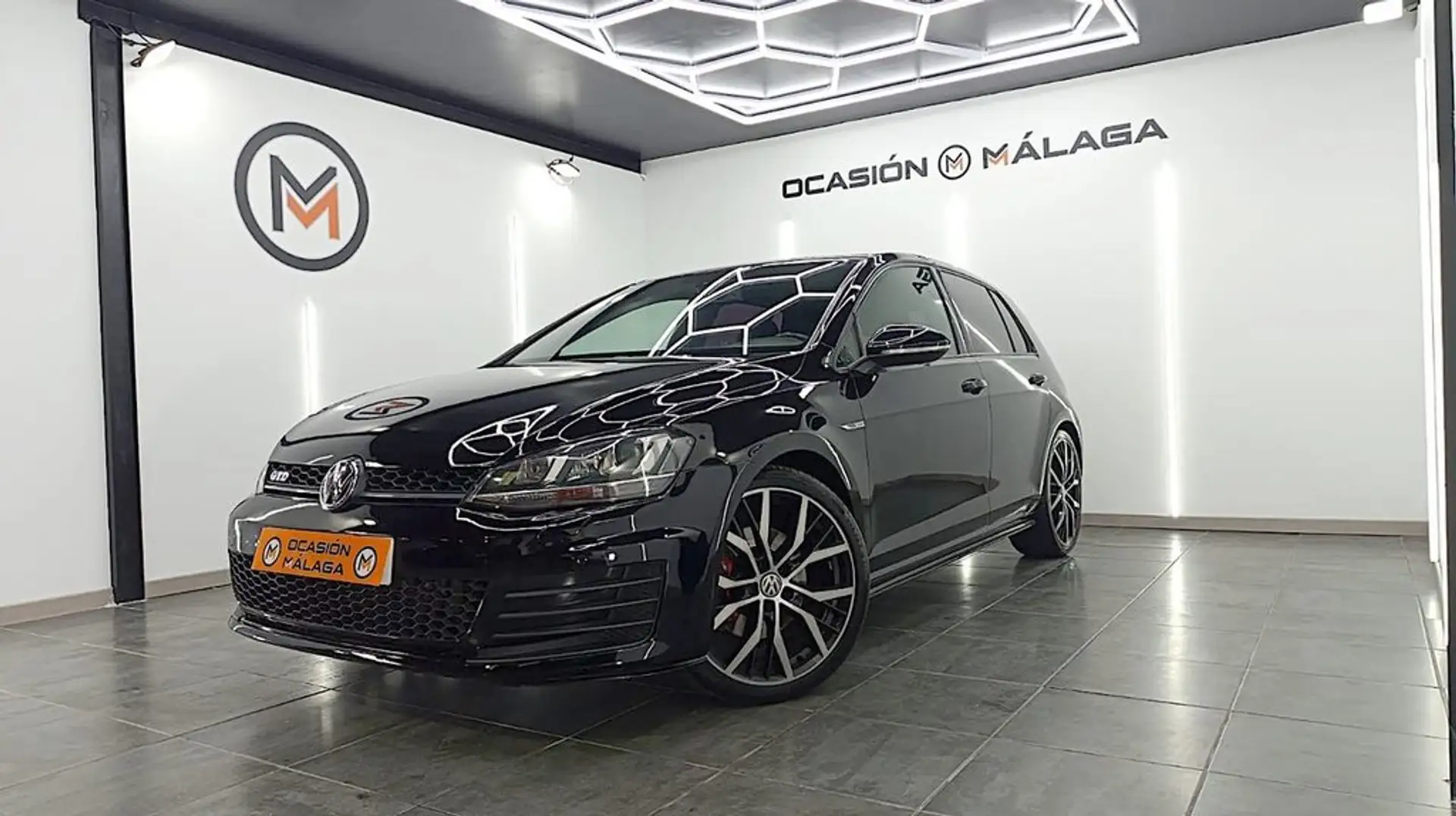 Volkswagen Golf GTD 2.0 TDI 184CV DSG BMT Schwarz - 1