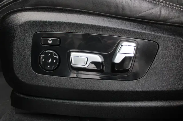BMW X5 view 12