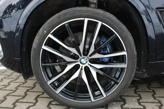 BMW X5 X5 view 7