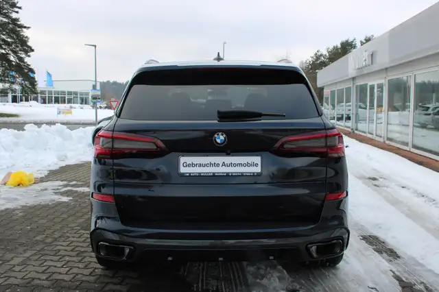 BMW X5 view 6