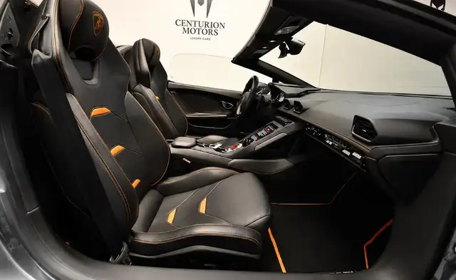 Lamborghini Huracan view 8