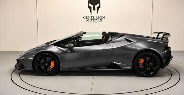 Lamborghini Huracan view 6