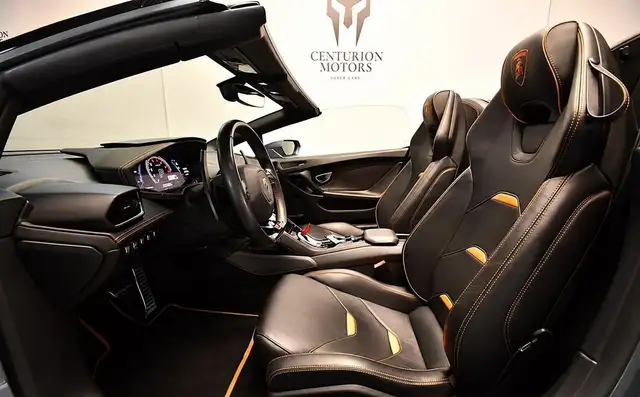 Lamborghini Huracan view 12