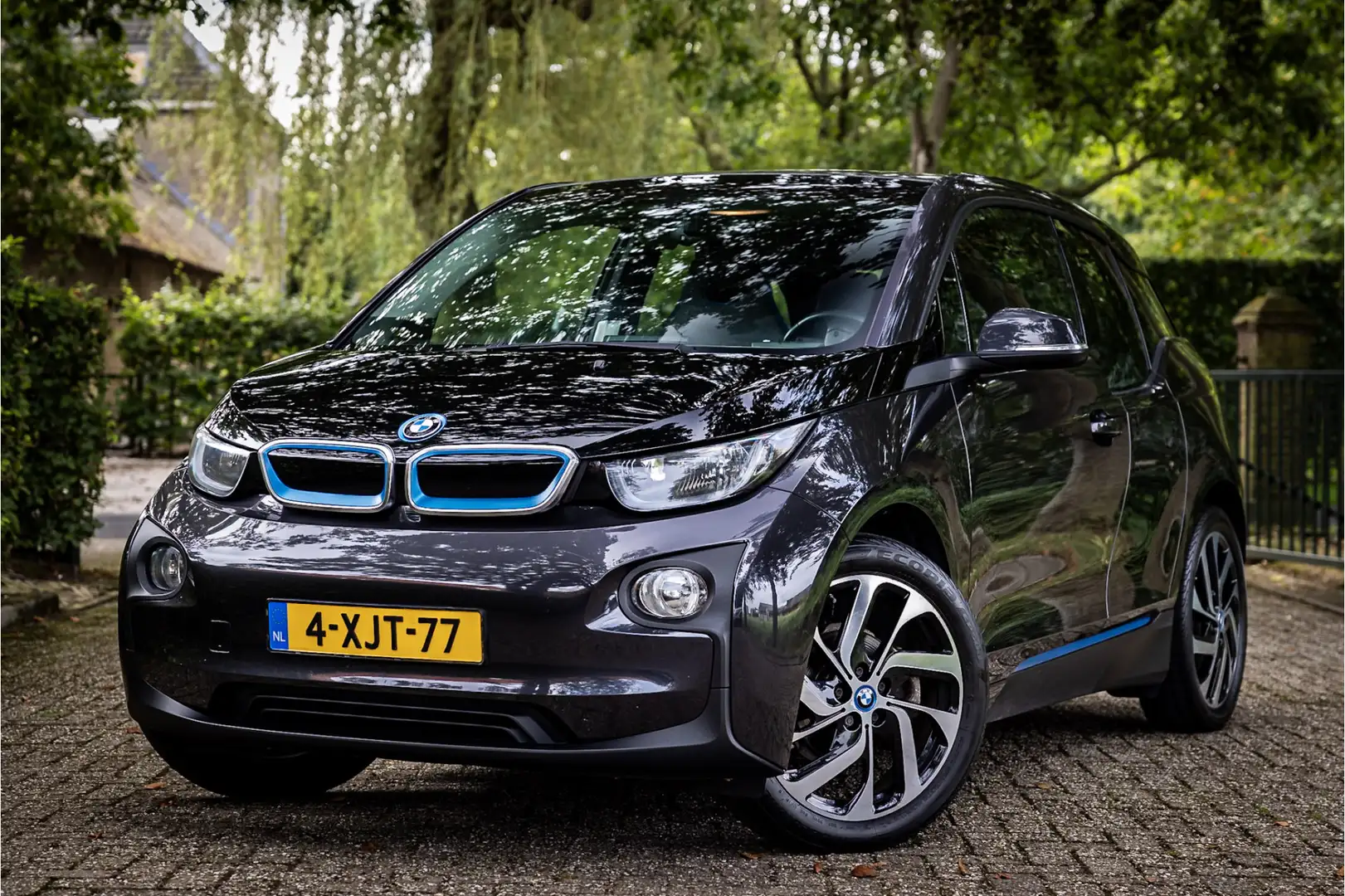 BMW i3 Comfort 22 kWh Warmtepomp € 2.000 Subsidie Mogelij Grijs - 1