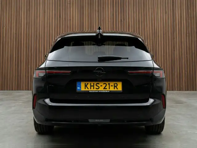 Opel Astra view 7
