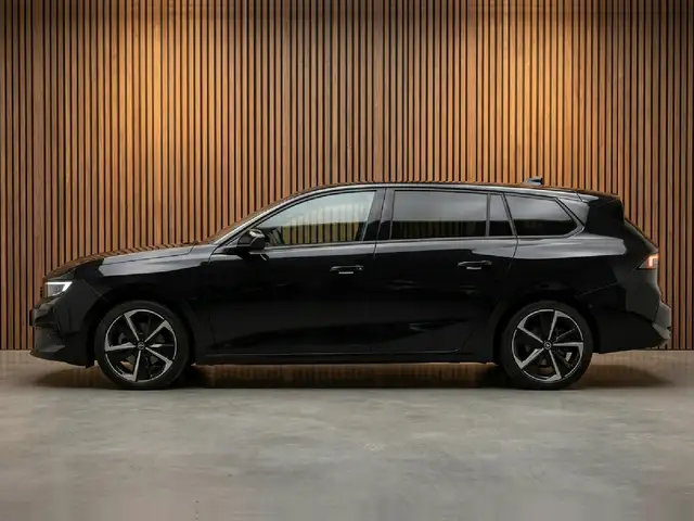 Opel Astra view 10