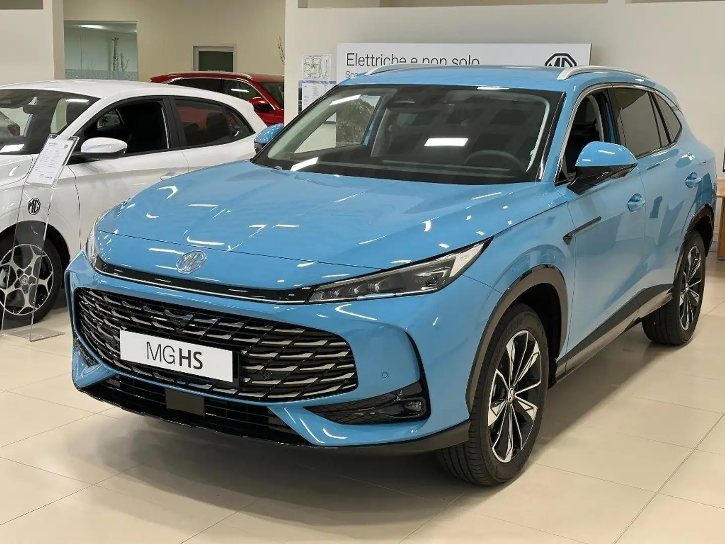 MG HS 1.5T-GDI Luxury PRONTA CONSEGNA Modrá - 1