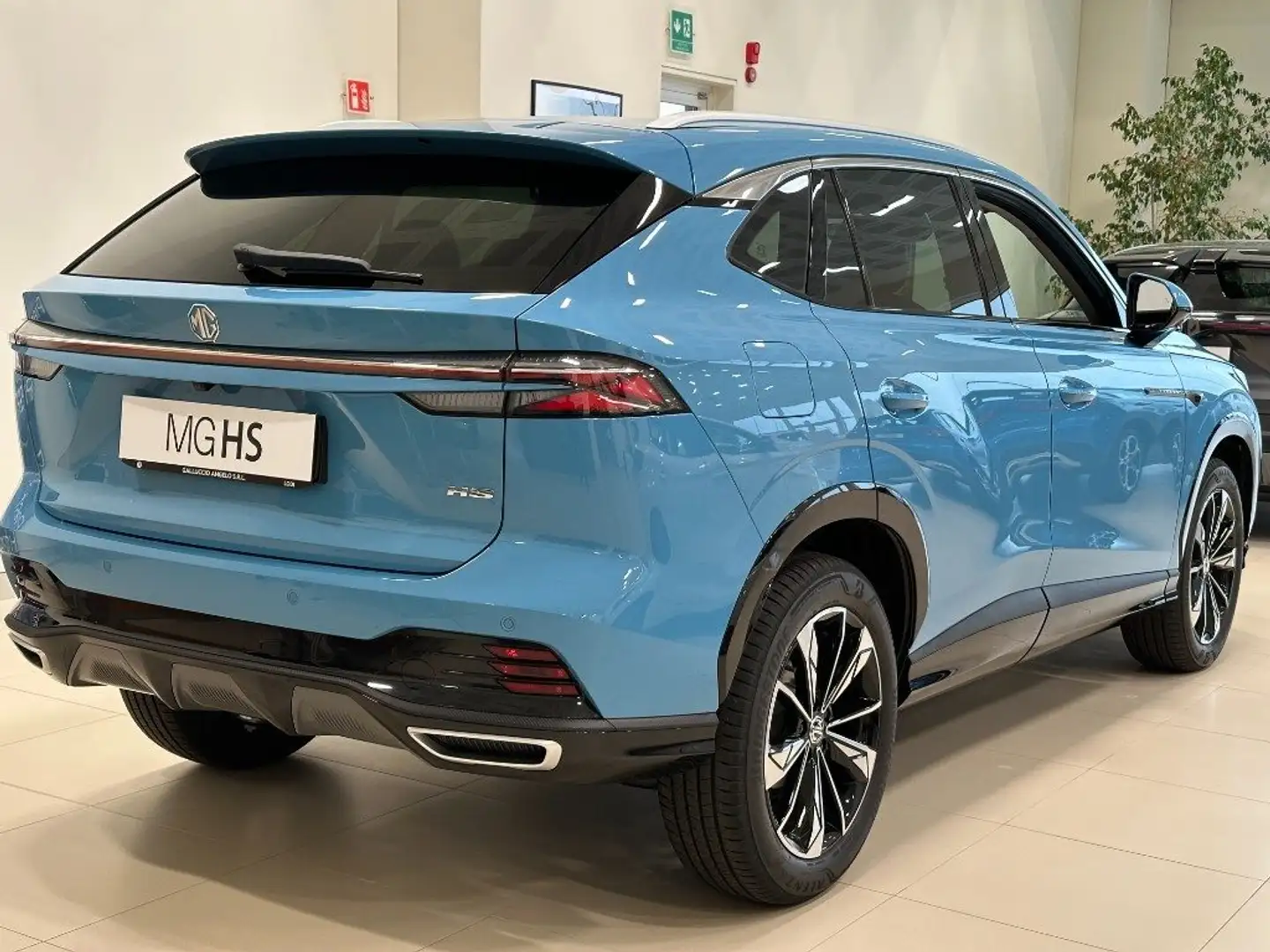 MG HS 1.5T-GDI Luxury PRONTA CONSEGNA Modrá - 2